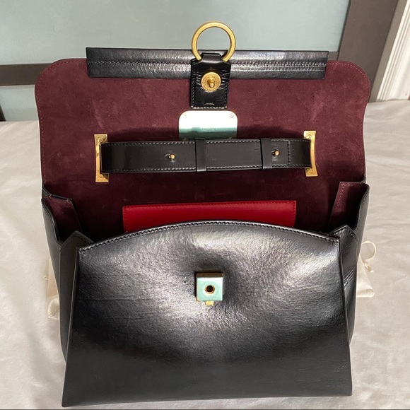 NWT Valentino Vlogo V Chain Top Handle Leather Handbag in Black - Picture 6 of 10